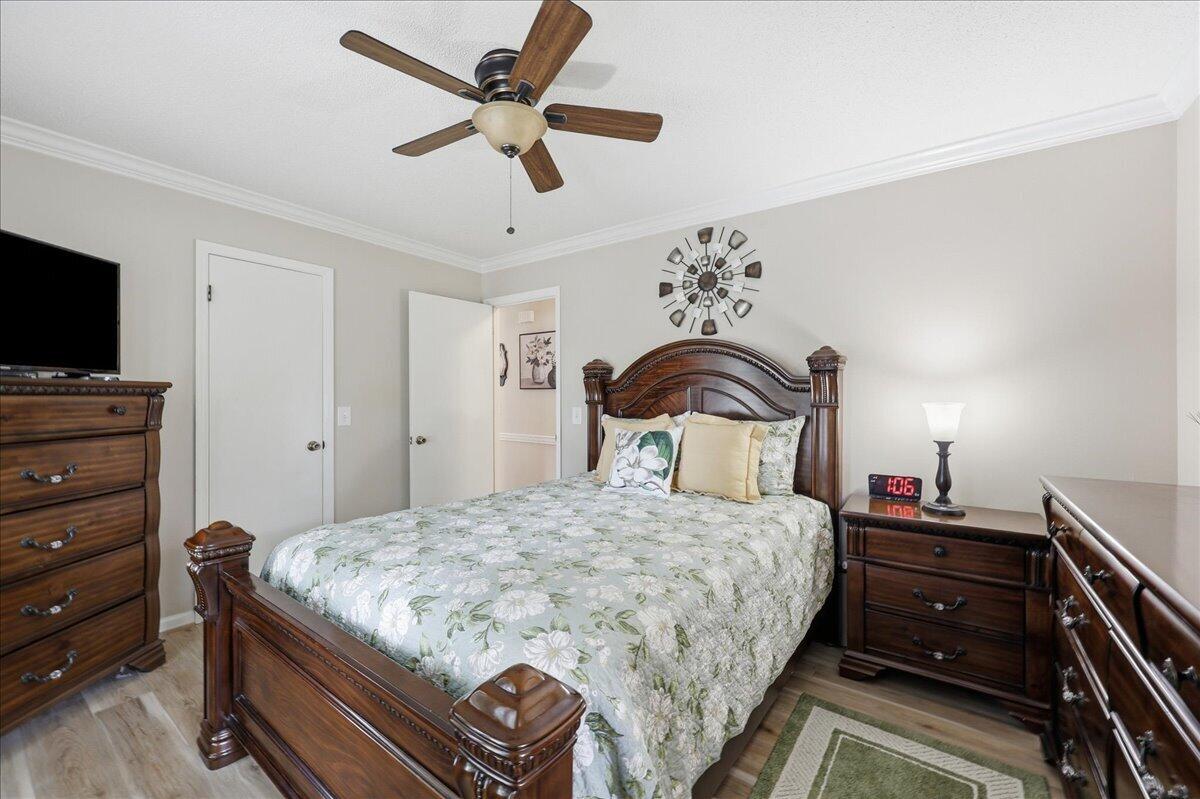 210 Trinity Place Ladson, SC 29456 - Photo 20 of 31 37-IMG_035