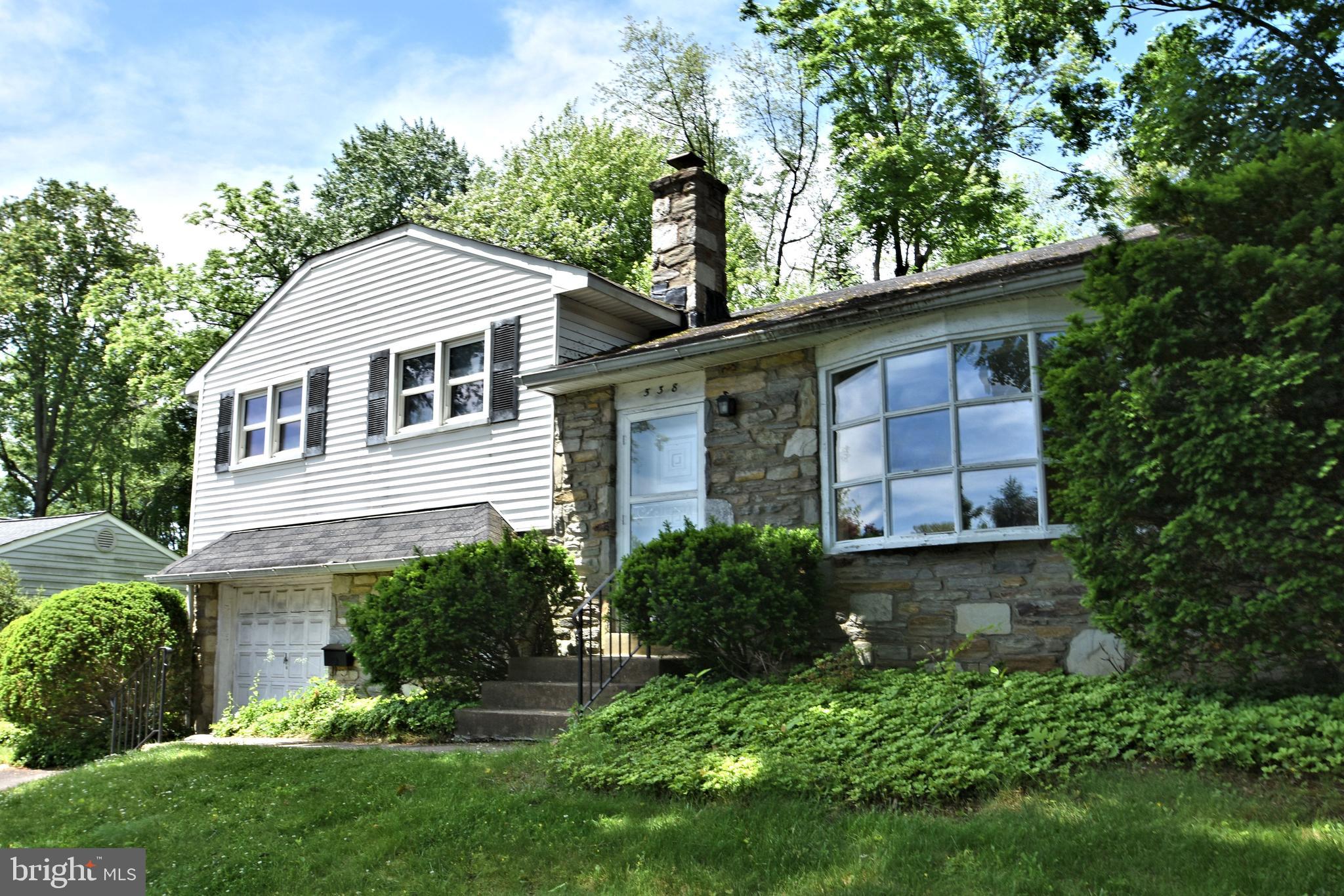 538 Pinetree Road Jenkintown, PA 19046 - Photo 2 of 26 Gallery Image 2