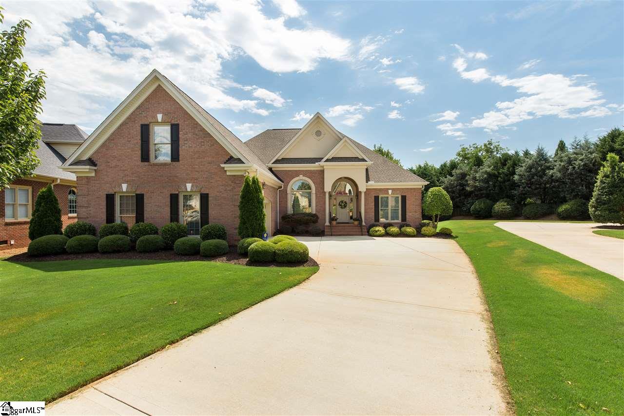 7 Henson Place Greer, SC 29650 - Photo 2 of 27 Gallery Image 2