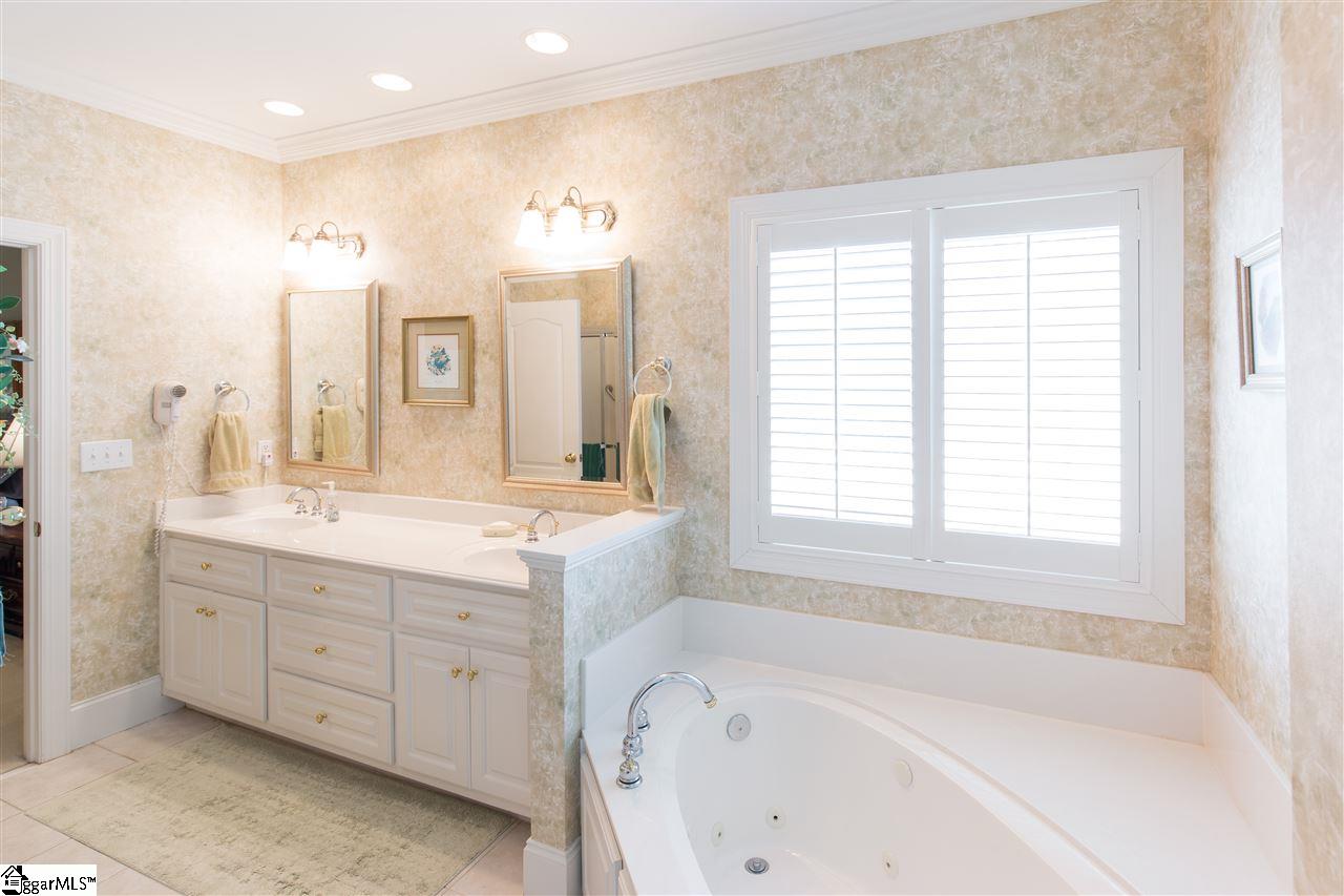 7 Henson Place Greer, SC 29650 - Photo 17 of 27 Gallery Image 17