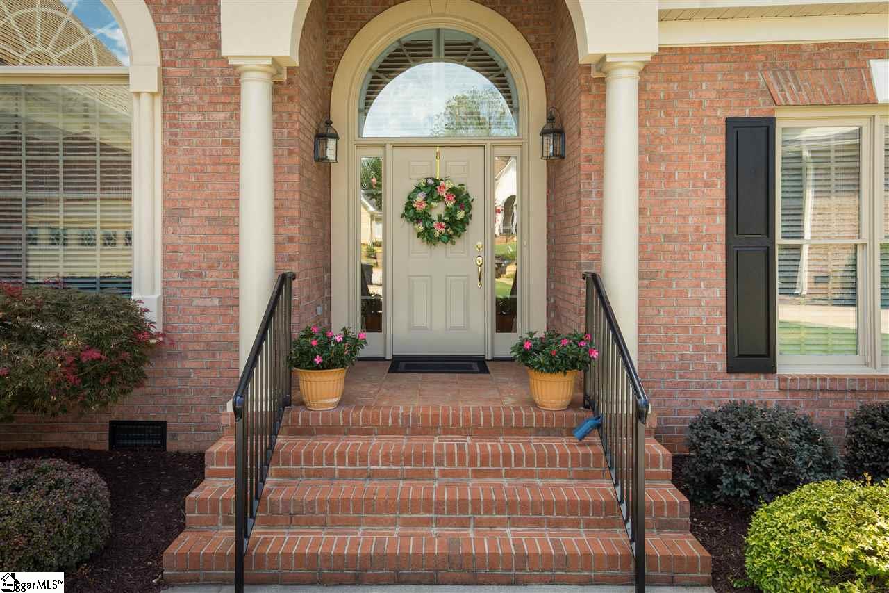 7 Henson Place Greer, SC 29650 - Photo 4 of 27 Gallery Image 4