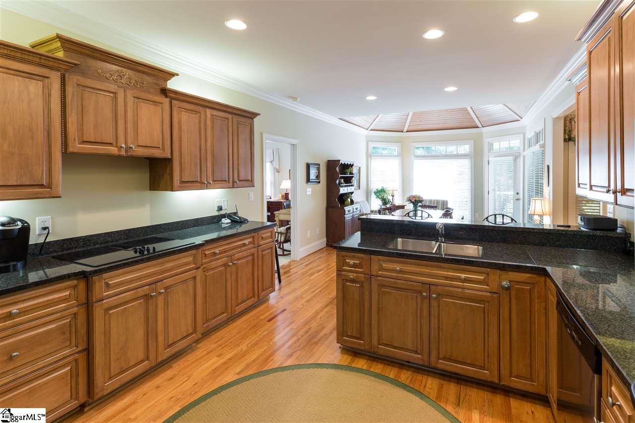 7 Henson Place Greer, SC 29650 - Photo 10 of 27 Gallery Image 10