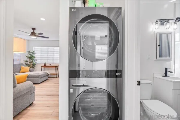 a view of living room washer and dryer