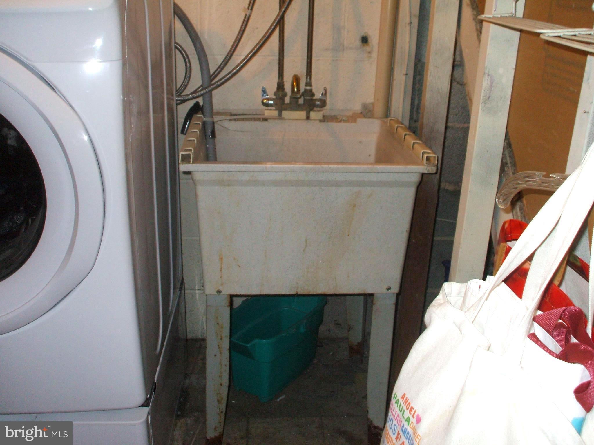 1328 Adair Road Brookhaven, PA 19015 - Photo 26 of 30 Convenient Laundry Tub