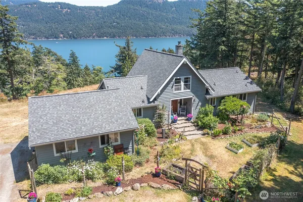 $1,595,000 | 750 Shaner-Armstrong Lane, Orcas Island, WA 98280