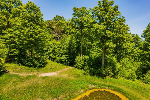 $895,000 | A Windsor Road, Manchester Center, VT 05255