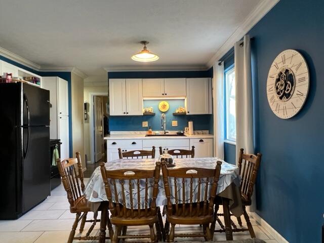 860 Obetz Road Columbus, OH 43207 - Photo 8 of 18 Kitchen1