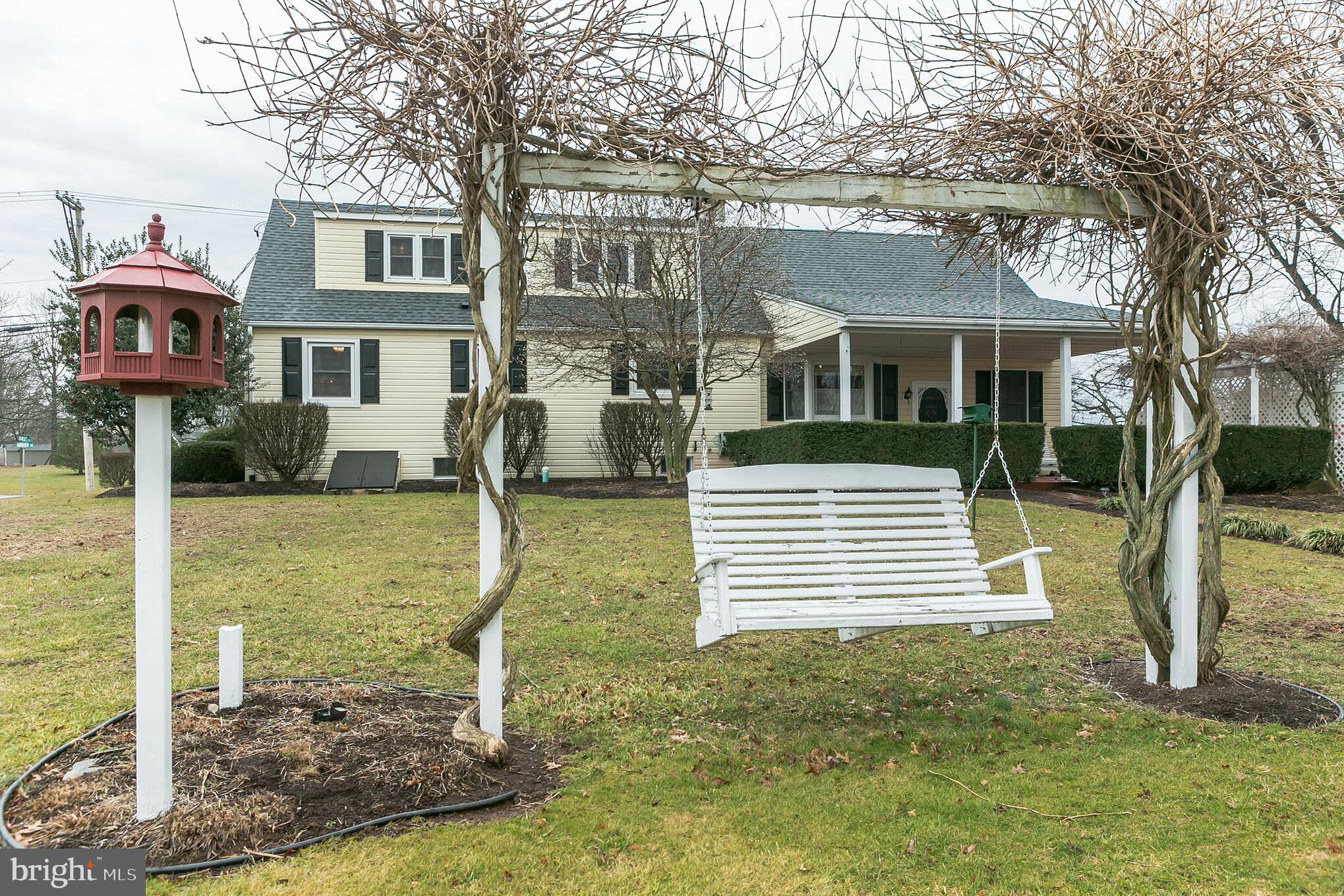 355 Morwood Road Telford, PA 18969 - Photo 3 of 21 Gallery Image 3