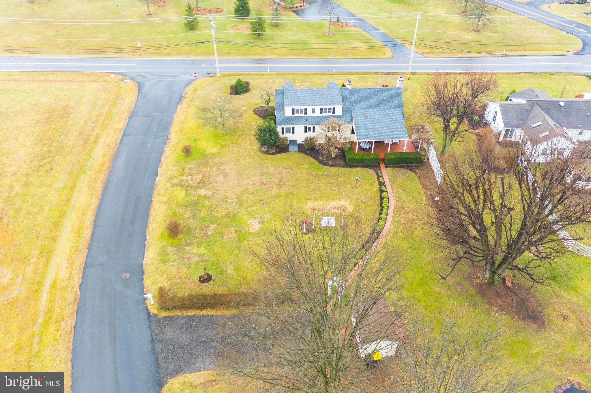 355 Morwood Road Telford, PA 18969 - Photo 4 of 21 Gallery Image 4