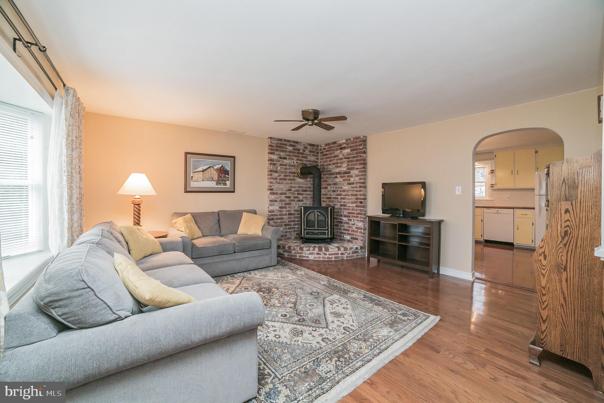 355 Morwood Road Telford, PA 18969 - Photo 5 of 21 Gallery Image 5