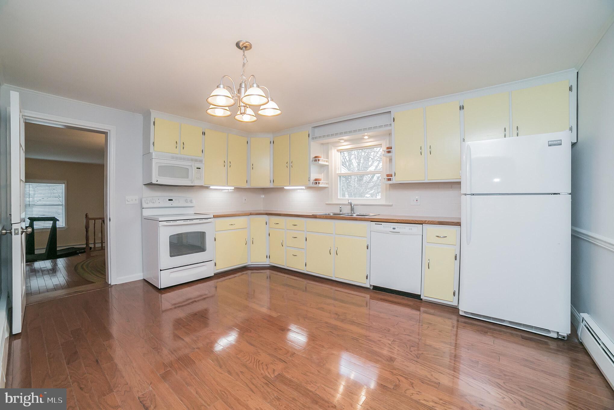 355 Morwood Road Telford, PA 18969 - Photo 7 of 21 Gallery Image 7