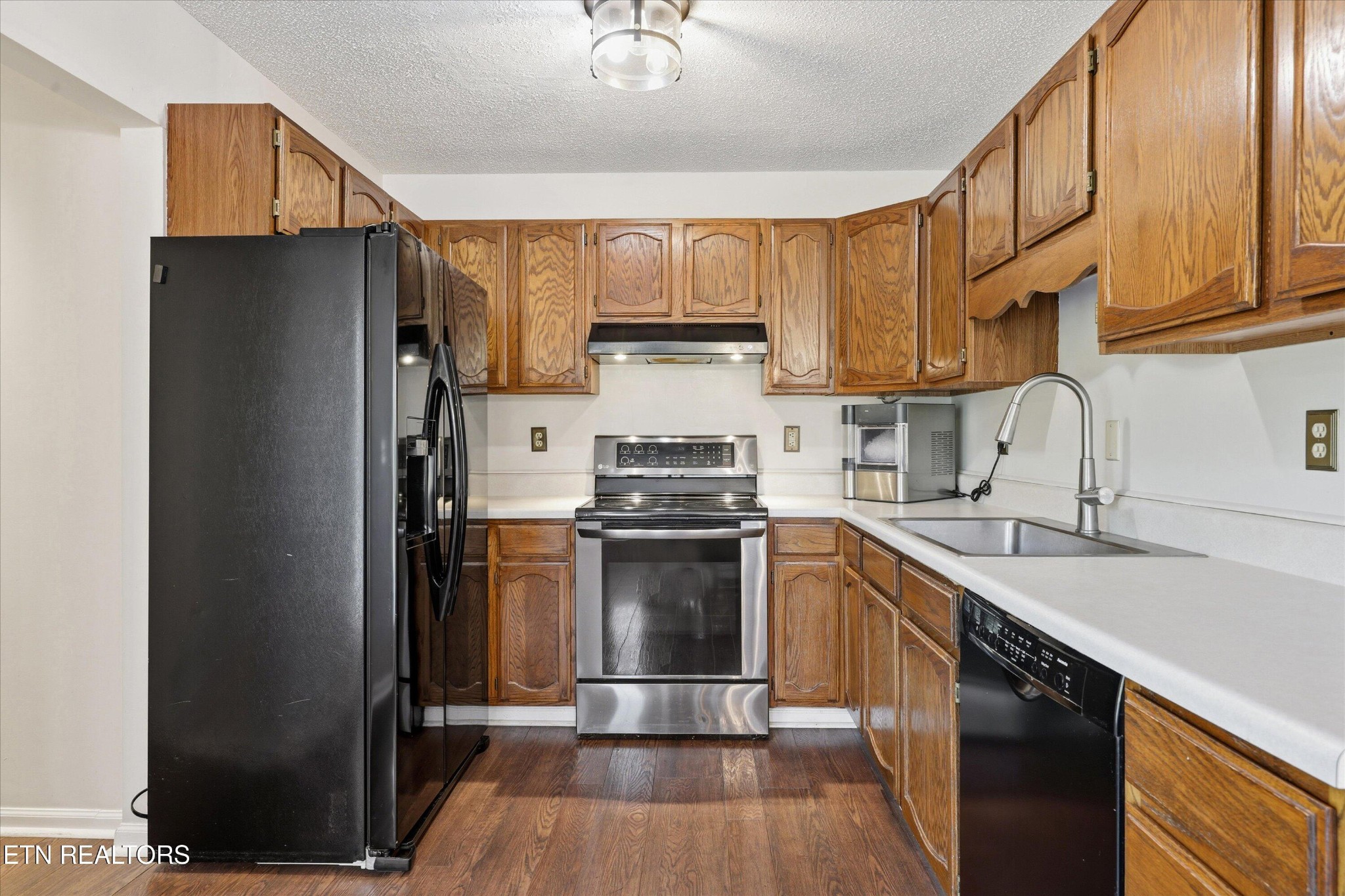 446 Emory Road Blaine, TN 37709 - Photo 11 of 32 Gallery Image 11