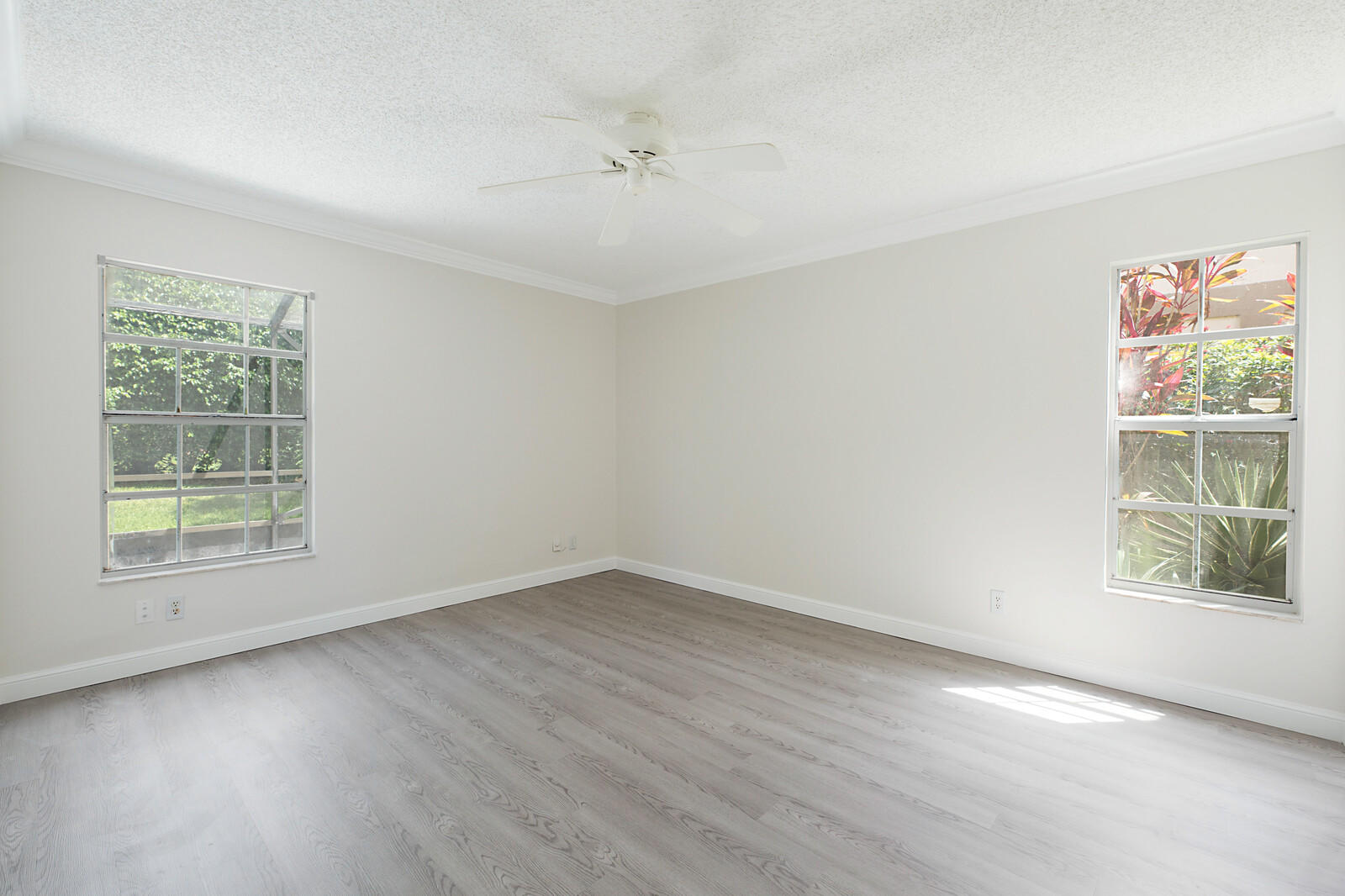 9335 Flynn Circle, Unit 1 Boca Raton, FL 33496 - Photo 16 of 32 Master Bedroom