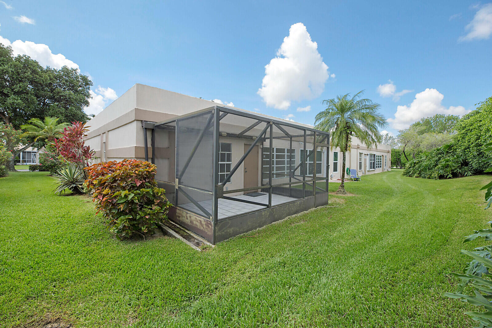 9335 Flynn Circle, Unit 1 Boca Raton, FL 33496 - Photo 27 of 32 Backyard