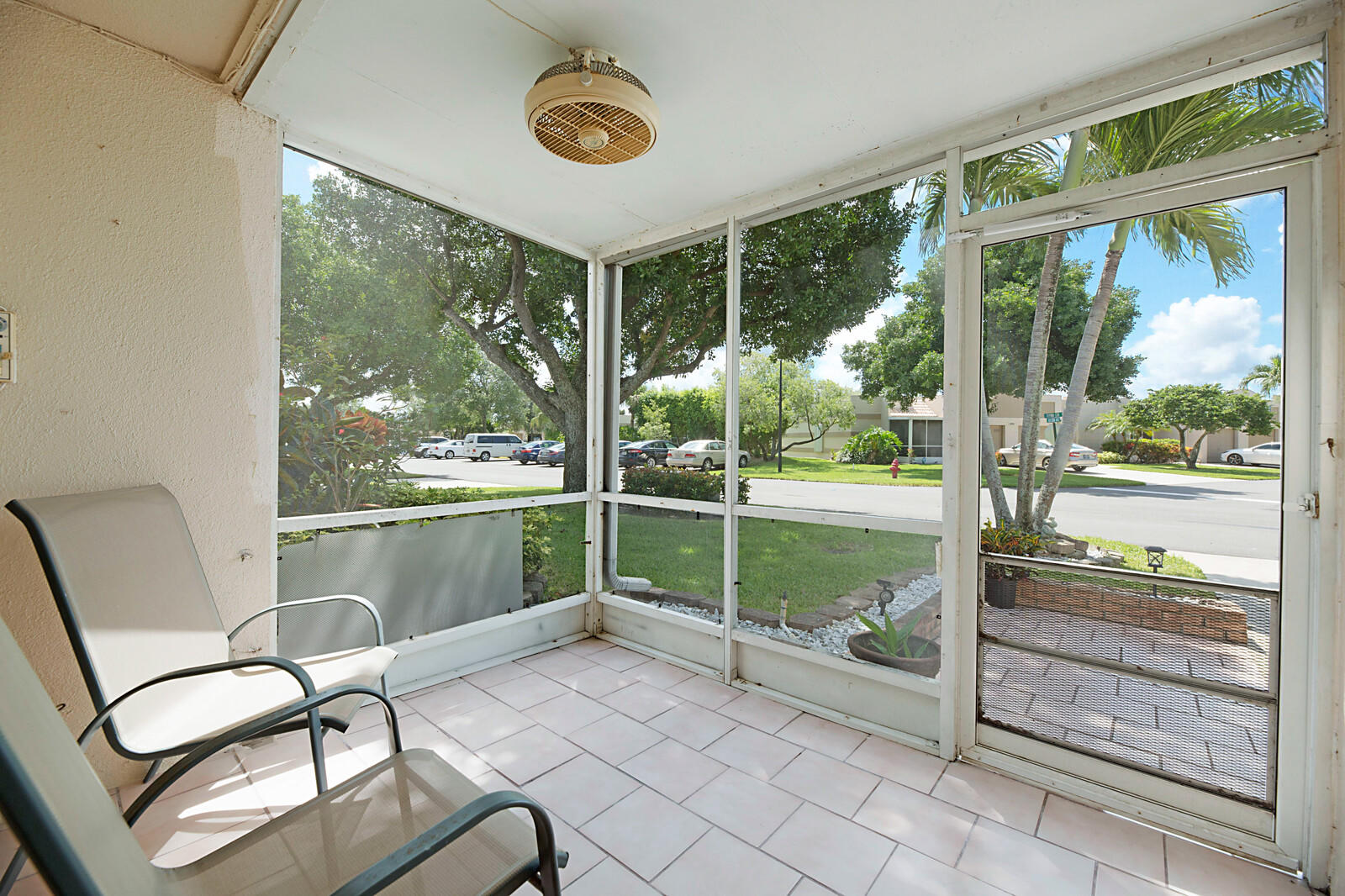 9335 Flynn Circle, Unit 1 Boca Raton, FL 33496 - Photo 4 of 32 Front Entry Porch