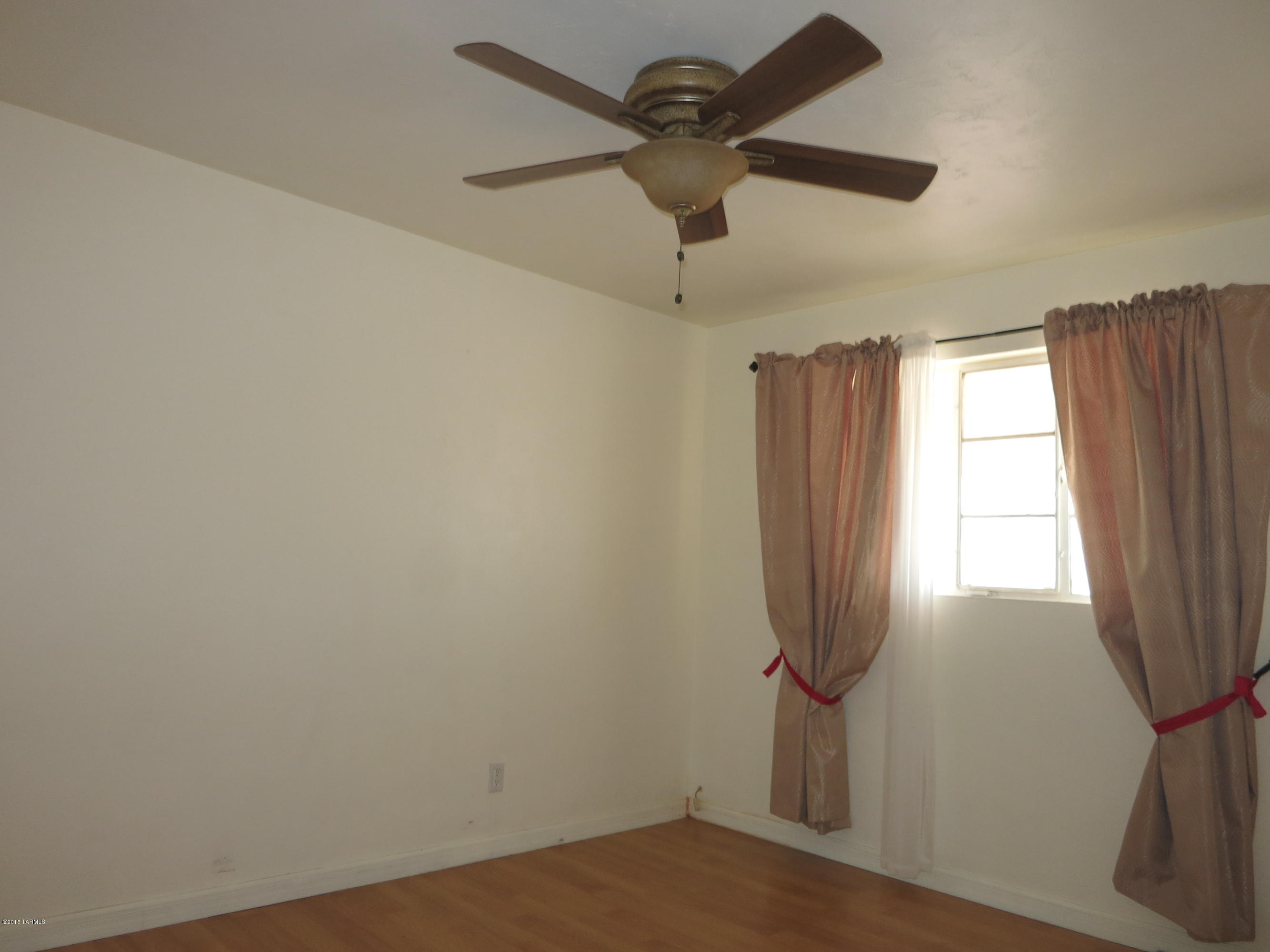 3118 East Silverlake Road Tucson, AZ 85713 - Photo 7 of 15