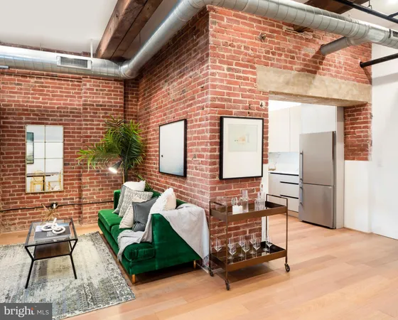 $3,158 | 1099 Germantown Avenue, Unit F, Philadelphia, PA 19123