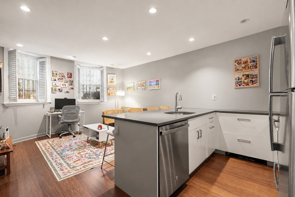92 West Springfield Street, Unit 1 Boston, MA 02118 - Photo 5 of 10