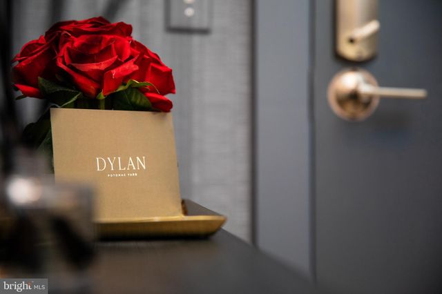 $646,900 | 701 Swann Avenue, Unit ONE407, Alexandria, VA 22301