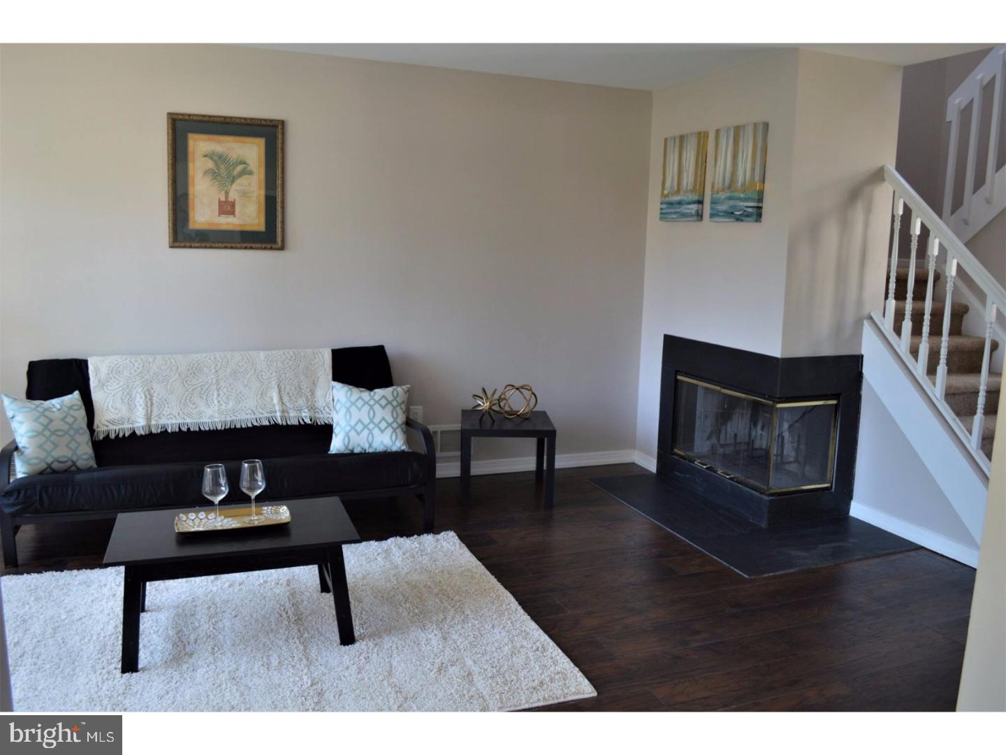 155 Crossing Way Clementon, NJ 08021 - Photo 4 of 24