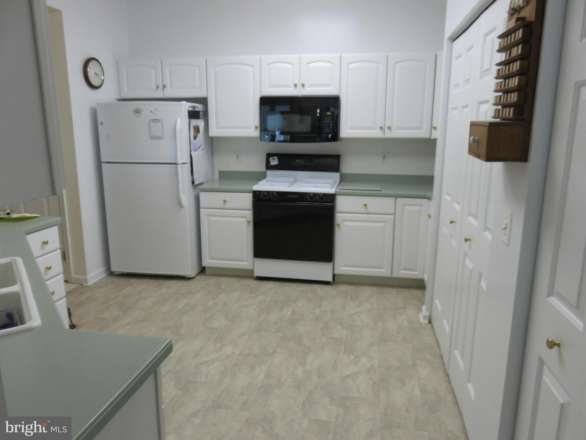 5268 Millfield Road, Unit 5268 Baltimore, MD 21237 - Photo 15 of 30 Kitchen
