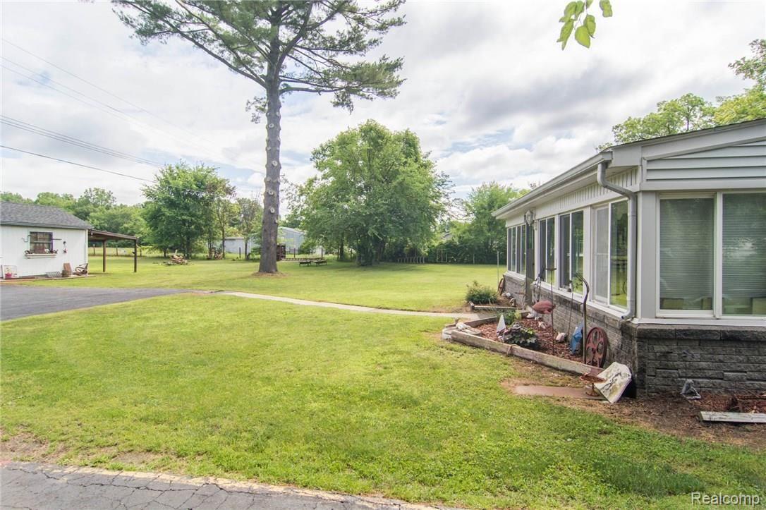 47046 Willis Road Belleville, MI 48111 - Photo 33 of 52 DSC_9832.jpg