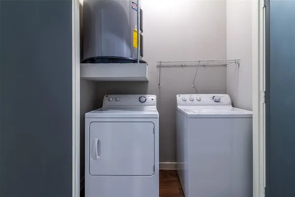 $2,100 | 5609 SMU Boulevard, Unit 305, Dallas, TX 75206