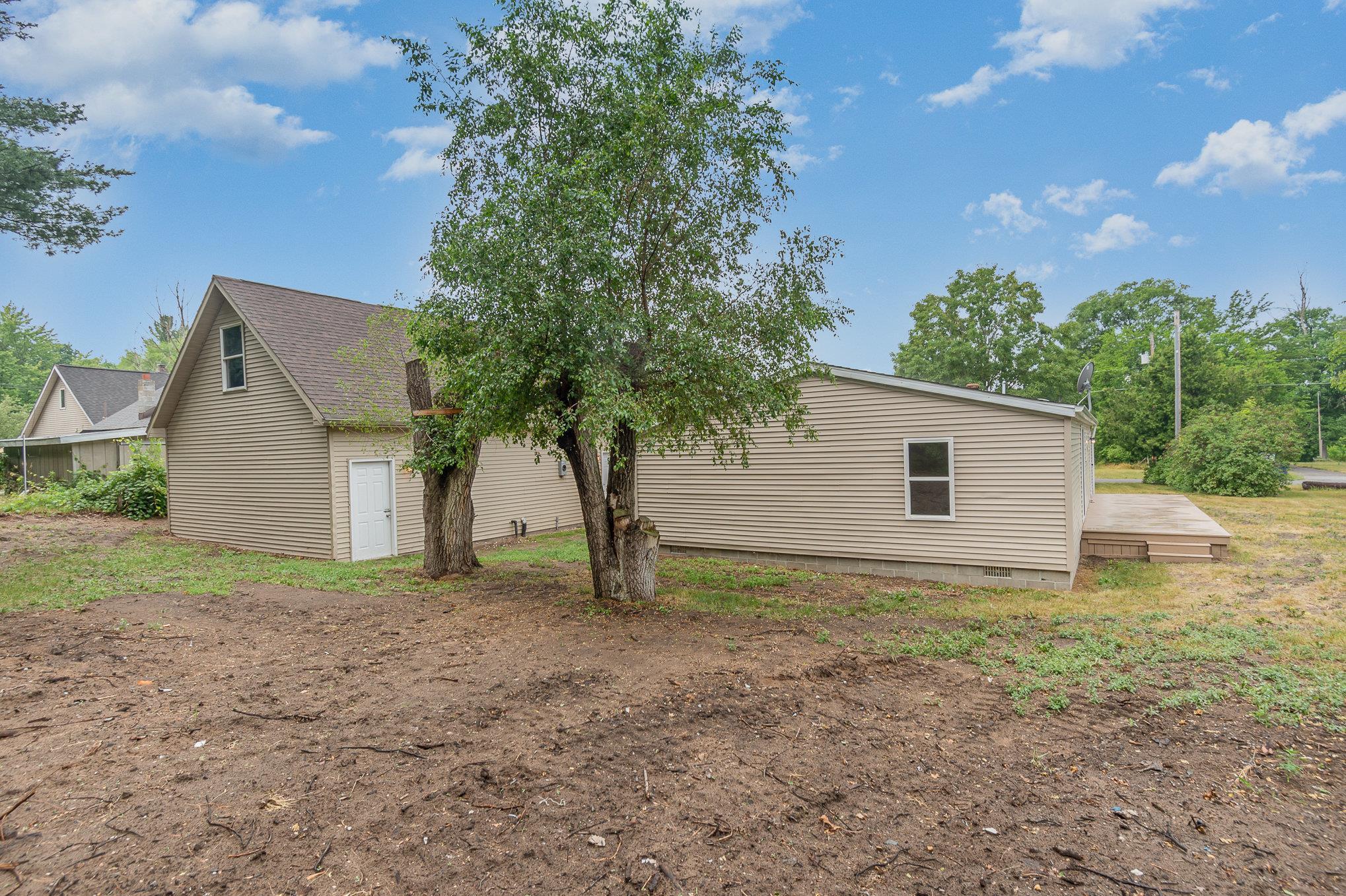 6524 Towerline Road Hope, MI 48628 - Photo 2 of 25