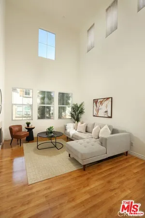 $4,500 | 211 Danbrook, Irvine, CA 92603