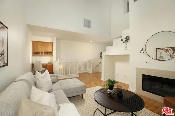 $4,500 | 211 Danbrook, Irvine, CA 92603