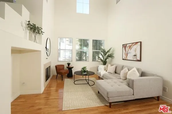 $4,500 | 211 Danbrook, Irvine, CA 92603