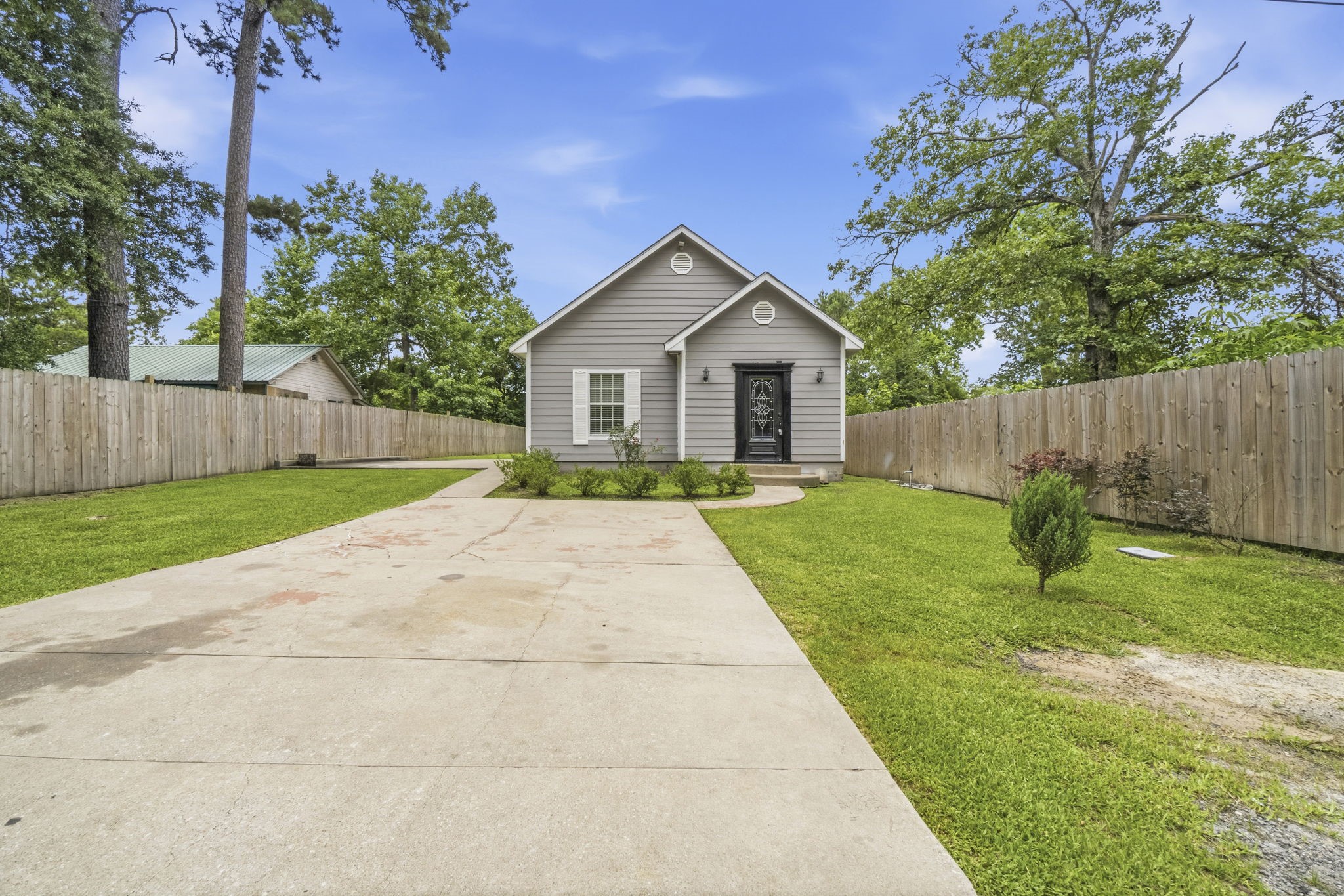 191 Burch Road Shepherd, TX 77371 - Photo 1 of 27