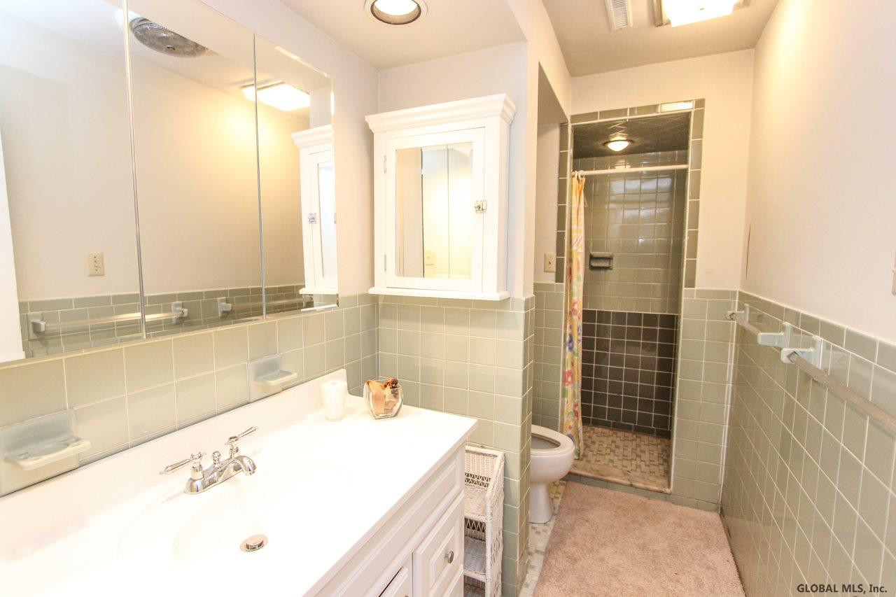 280 Golf Course Road Amsterdam, NY 12010 - Photo 18 of 25 Photo 18