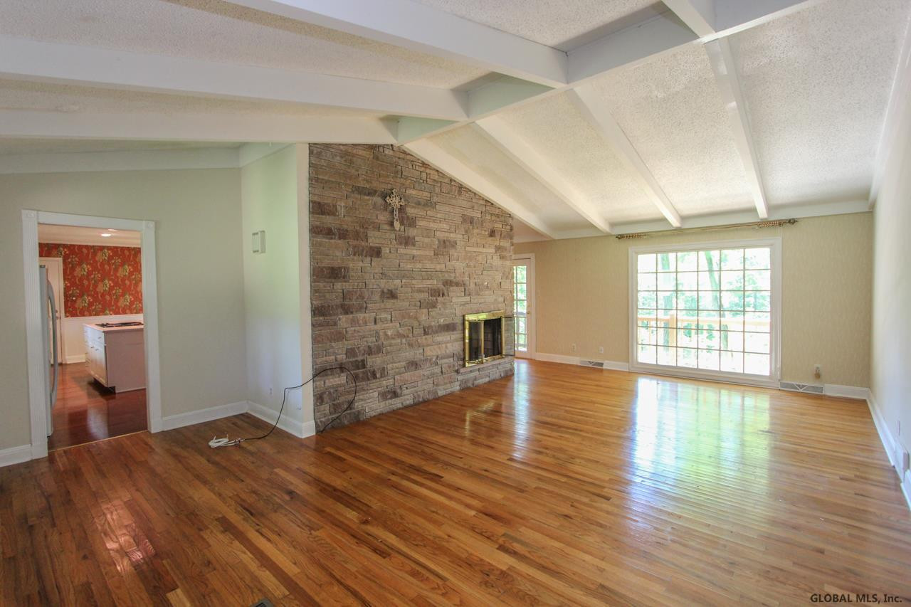 280 Golf Course Road Amsterdam, NY 12010 - Photo 3 of 25 Photo 3
