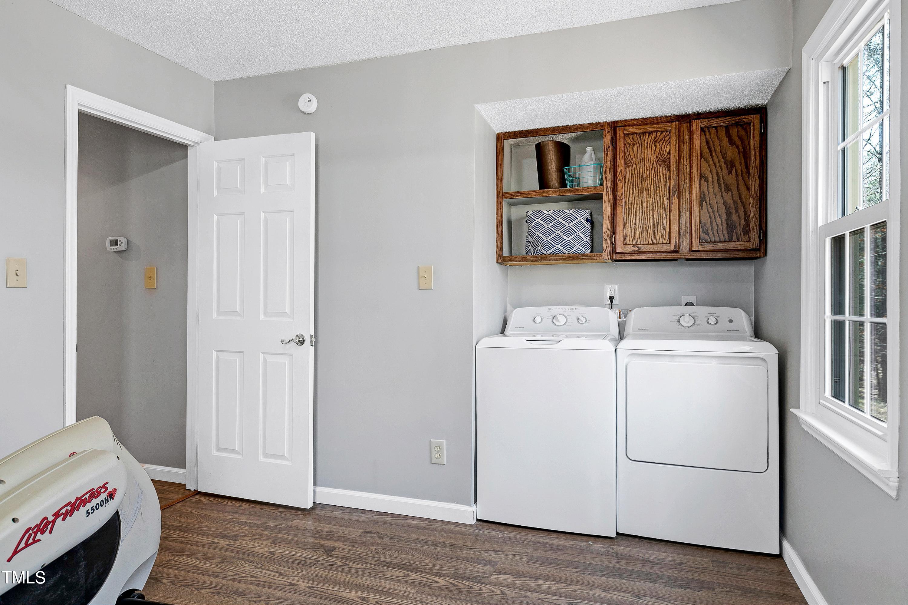 10021 Sycamore Road Raleigh, NC 27613 - Photo 23 of 40 Laundry room