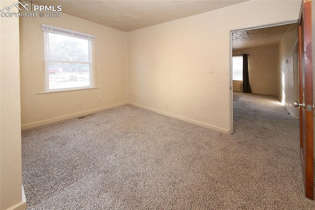 824 Alexander Road Colorado Springs, CO 80909 - Photo 13 of 27