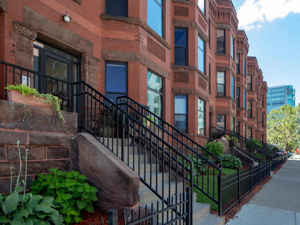 525 South 9th Street, Unit 2 Minneapolis, MN 55404 - Photo 1 of 1