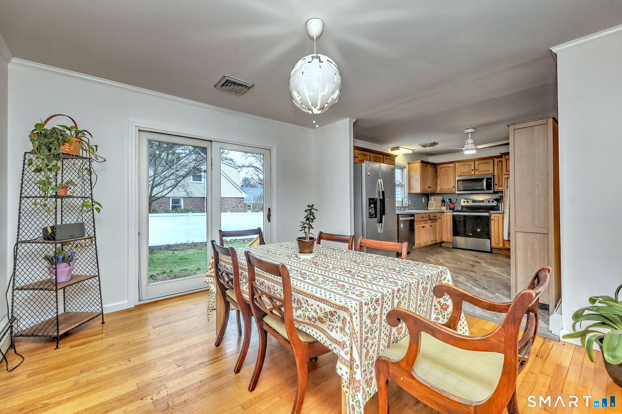 4 Fairview Road Woodbridge, CT 06525 - Photo 13 of 37