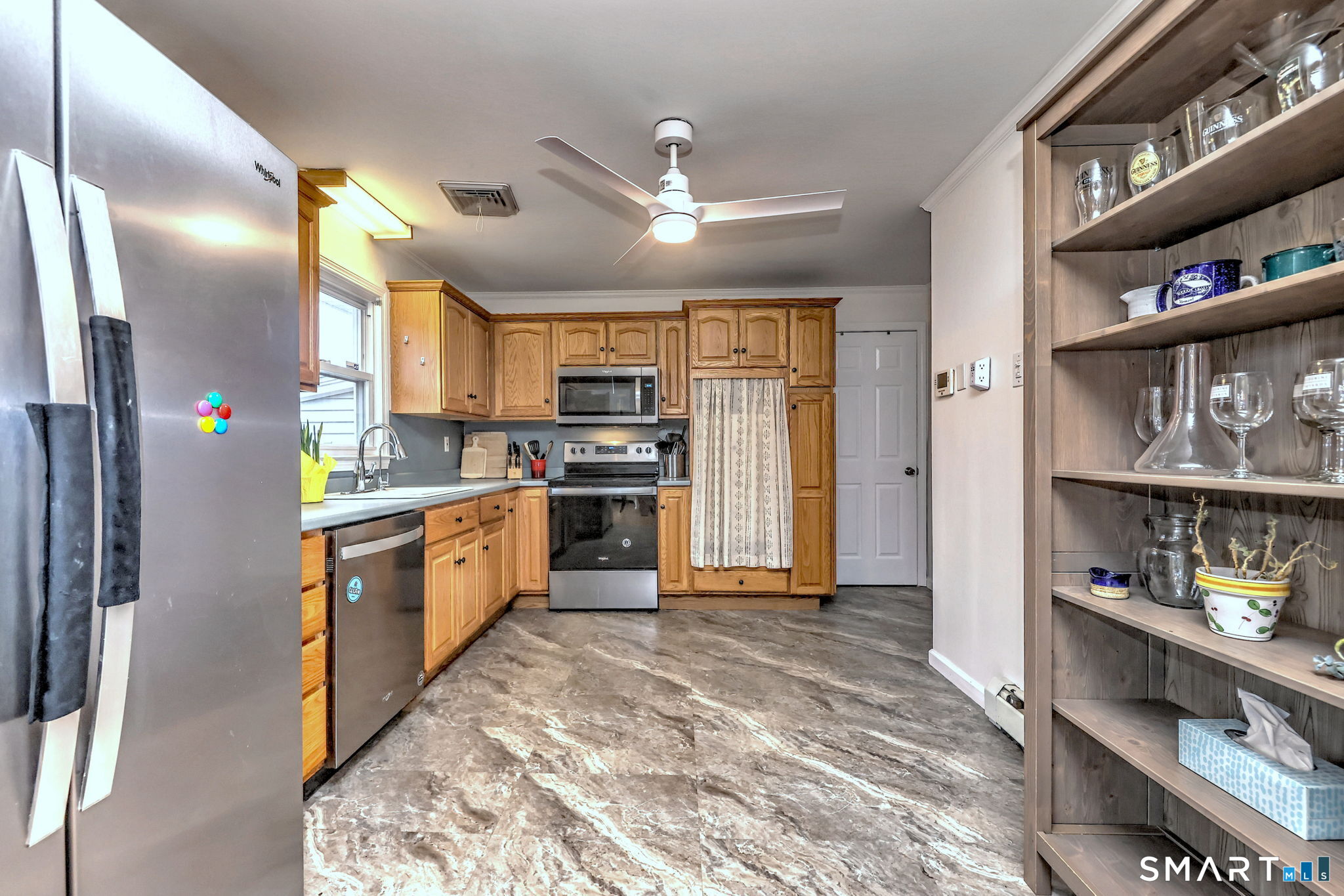 4 Fairview Road Woodbridge, CT 06525 - Photo 9 of 37