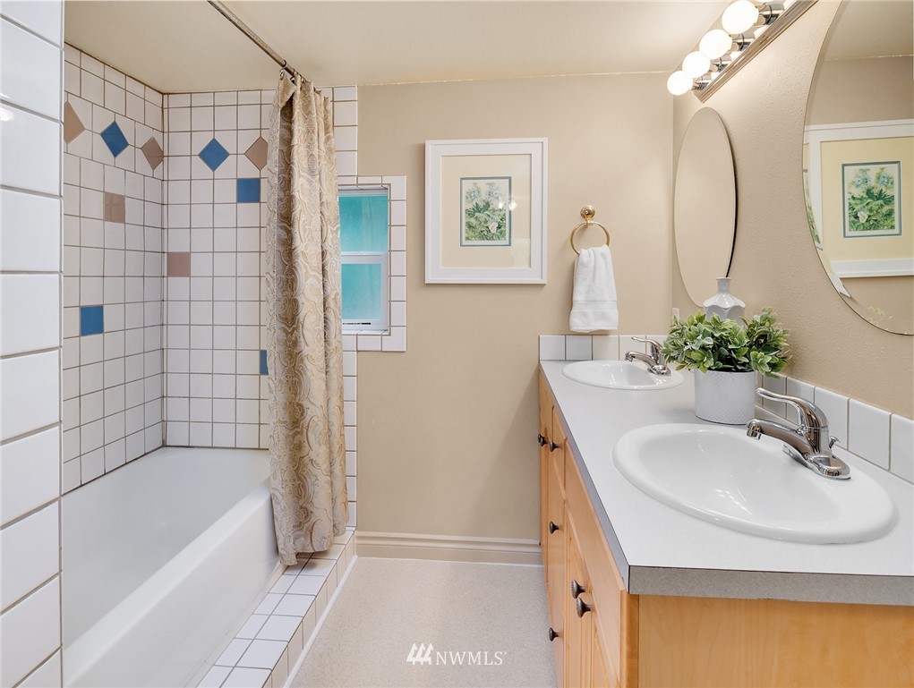 14427 Kelly Road Northeast Duvall, WA 98019 - Photo 12 of 23 Gallery Image 12
