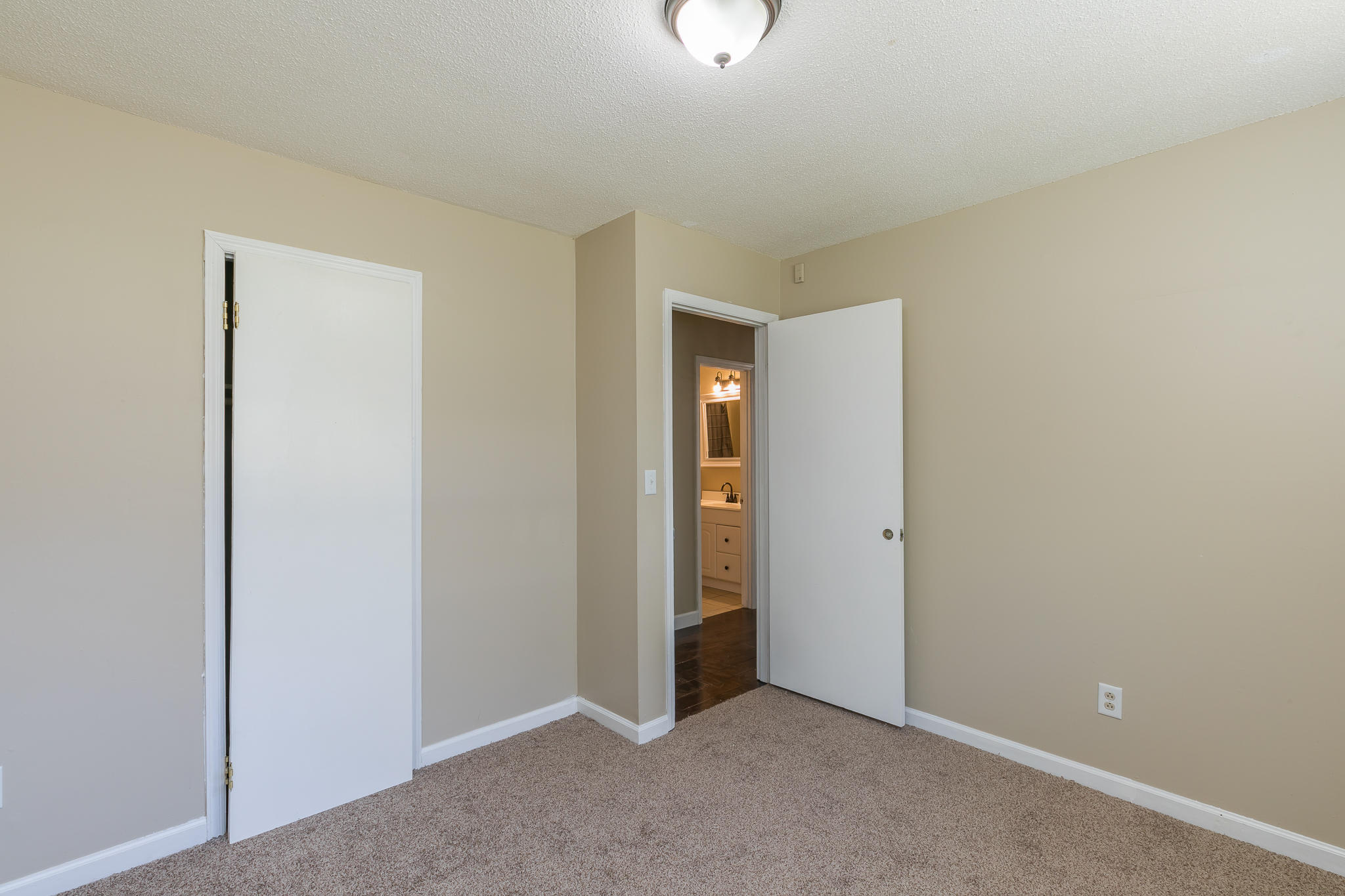 1601 North Chester Road Hixson, TN 37343 - Photo 22 of 23 BEDROOM #4 MAIN LEVEL