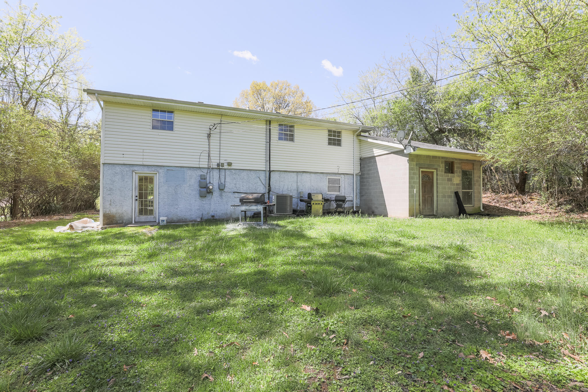 1601 North Chester Road Hixson, TN 37343 - Photo 4 of 23 BACK OF HOME