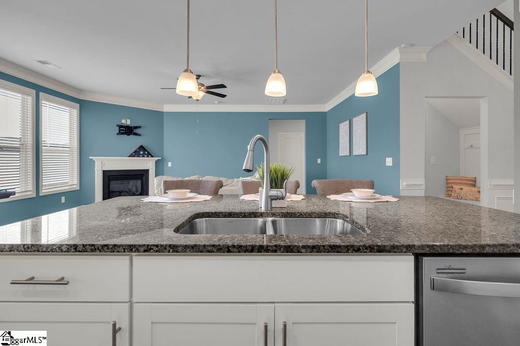 617 Highgarden Lane Boiling Springs, SC 29316 - Photo 15 of 50