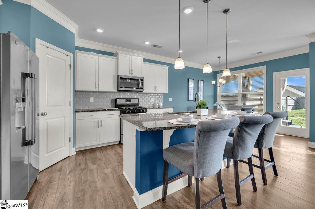 617 Highgarden Lane Boiling Springs, SC 29316 - Photo 10 of 50