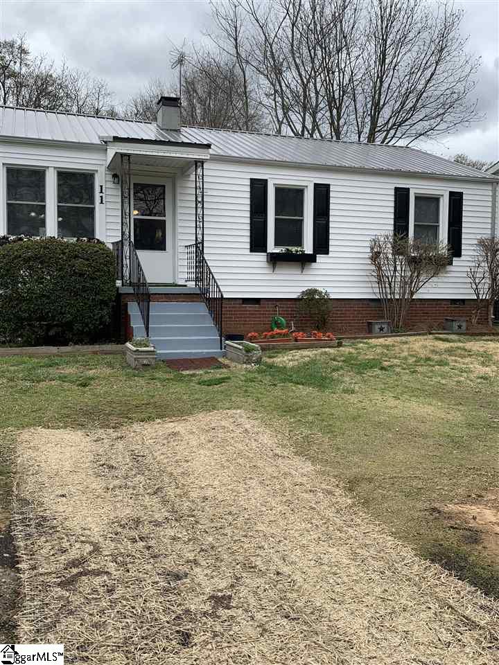 11 East Welcome Road Greenville, SC 29611 - Photo 2 of 21 Gallery Image 2