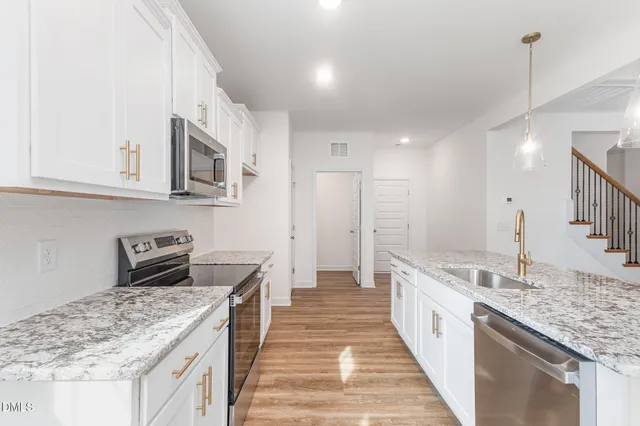 $394,950 | 83 Tuskeegee Drive, Smithfield, NC 27577