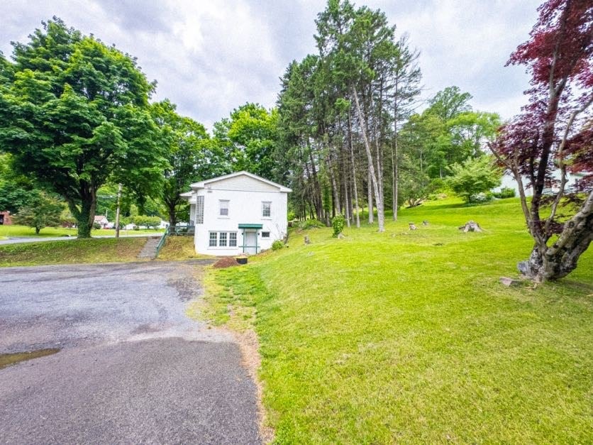 2 Woodbine Road Lewistown, PA 17044 - Photo 4 of 34 Gallery Image 4