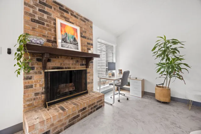 $1,800 | 7256 Coronado Circle, Austin, TX 78752