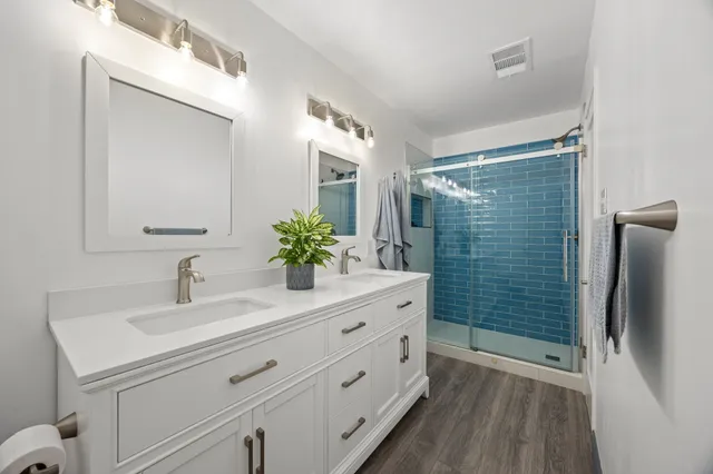 $1,800 | 7256 Coronado Circle, Austin, TX 78752