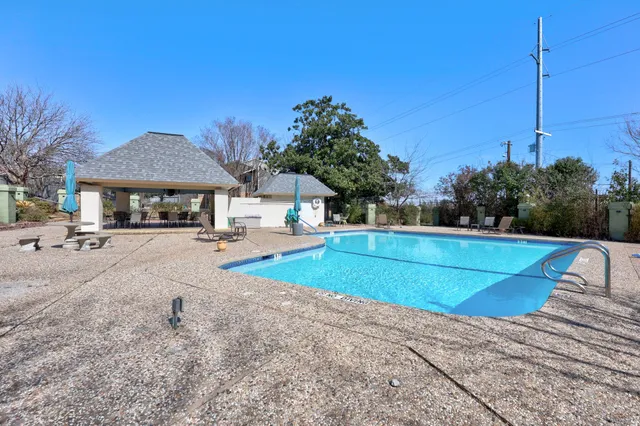 $1,800 | 7256 Coronado Circle, Austin, TX 78752